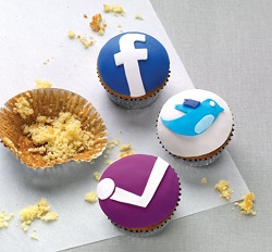 social_media_cupcakes.jpg